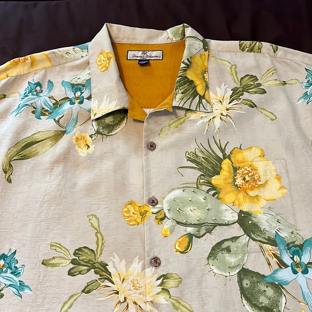 Tommy Bahama 100% silk shirt size XXL